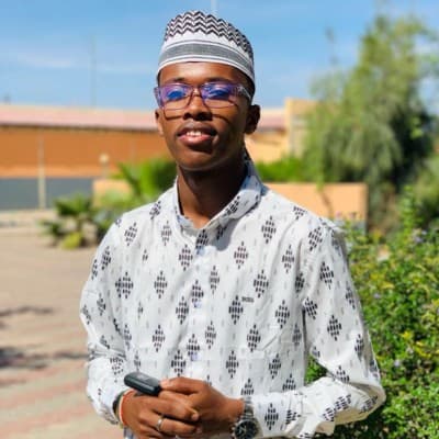 Mowliid Hassan
